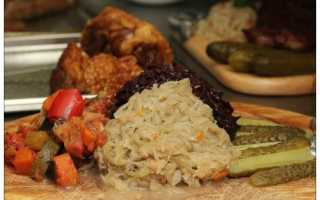 Рецепт тушеной квашеной капусты по-немецки. Как сделать вкусный гарнир?