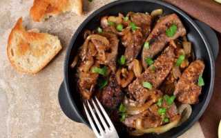 Свиная печень в сметане на сковороде — вкусные рецепты